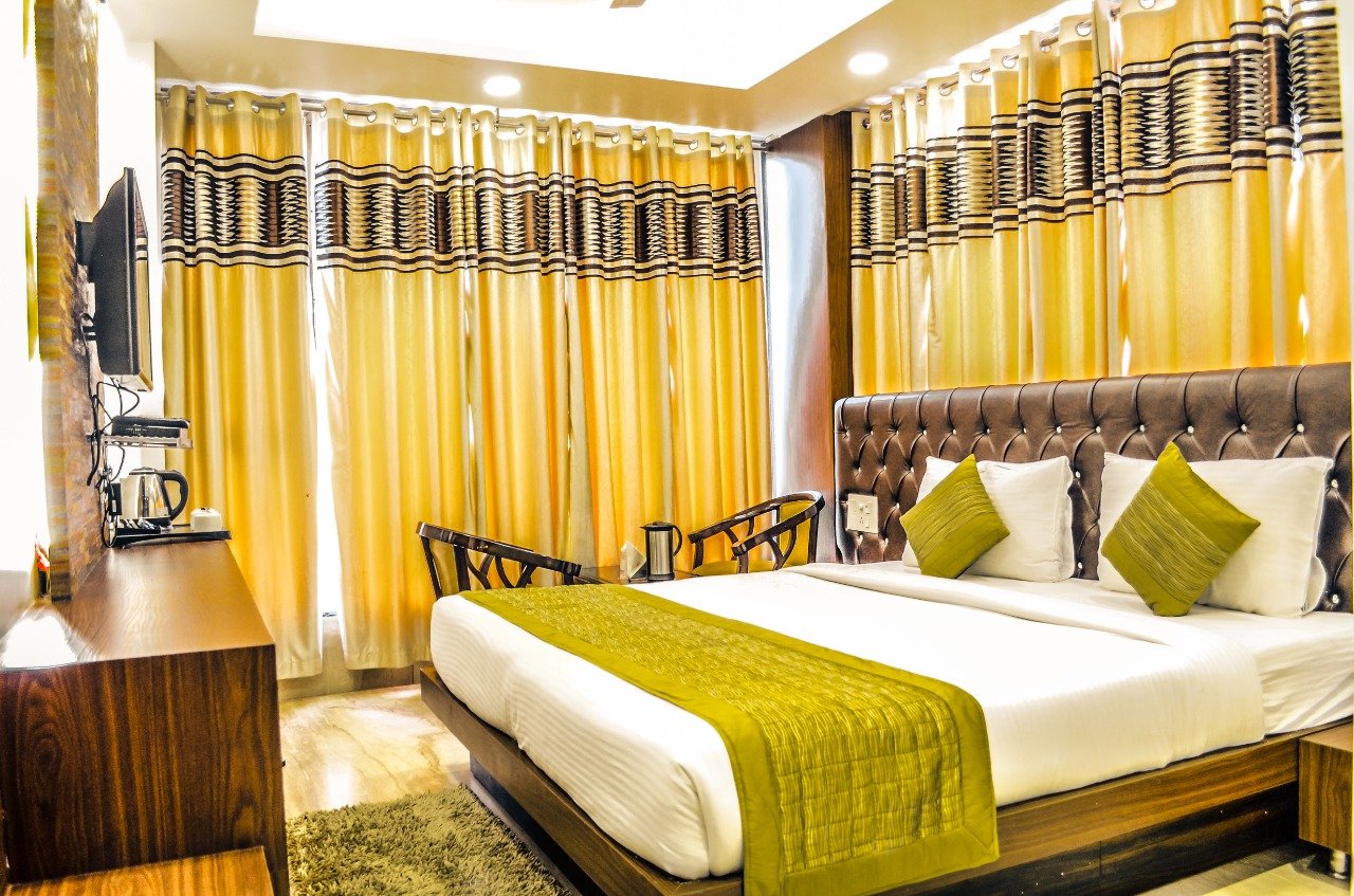 Deluxe Room Hotel Sun View International Karol Bagh